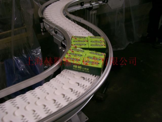 柔性鏈板能停止高精度的運(yùn)動(dòng)，其各鏈節(jié)的磨損伸長平均，能保持十分高的運(yùn)動(dòng)精度。